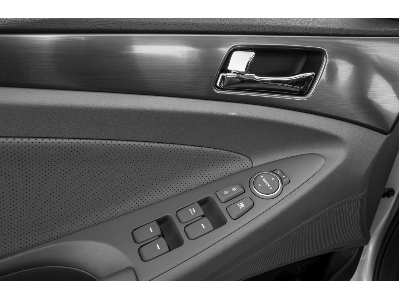 2015 Hyundai SONATA HYBRID Limited