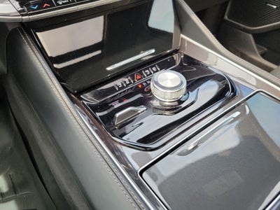 2023 Jeep Wagoneer Base