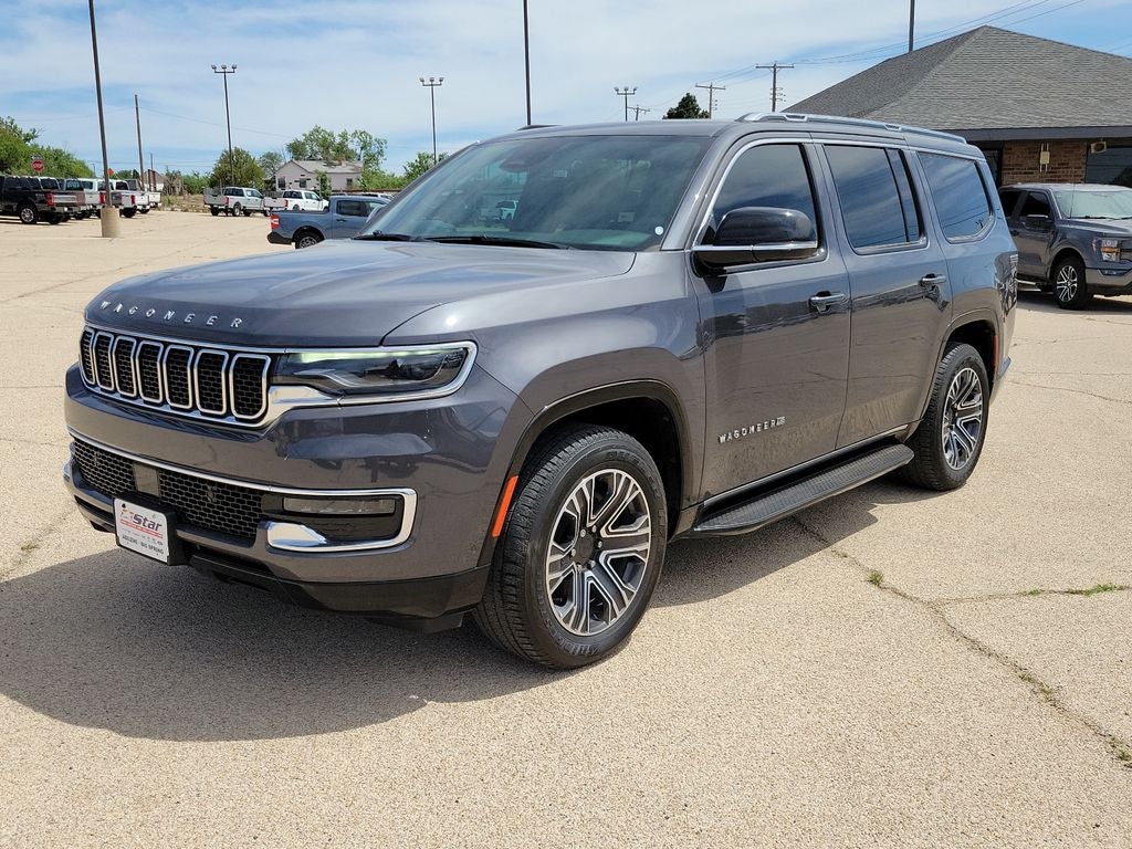 2023 Jeep Wagoneer Base