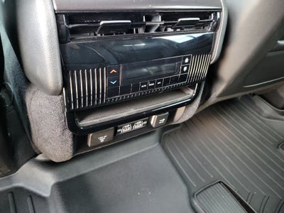 2023 Jeep Wagoneer Base
