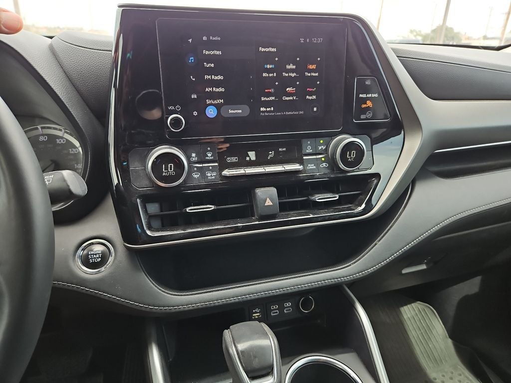 2023 Toyota Highlander LE
