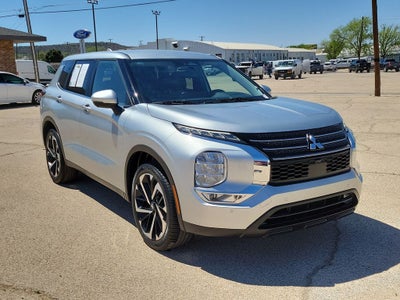 2024 Mitsubishi Outlander SE