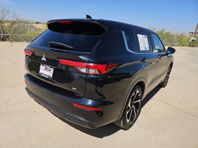 2024 Mitsubishi Outlander SE