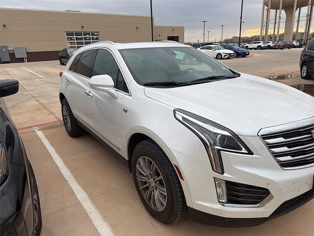 2017 Cadillac XT5 Luxury