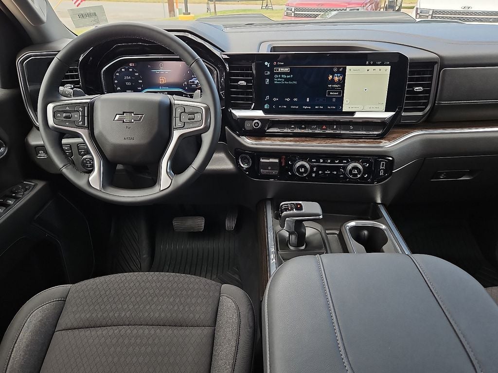2024 Chevrolet Silverado 1500 LT Trail Boss