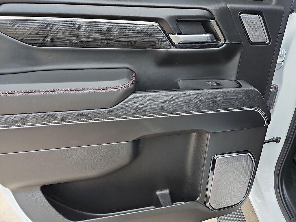 2025 GMC Sierra 1500 AT4X