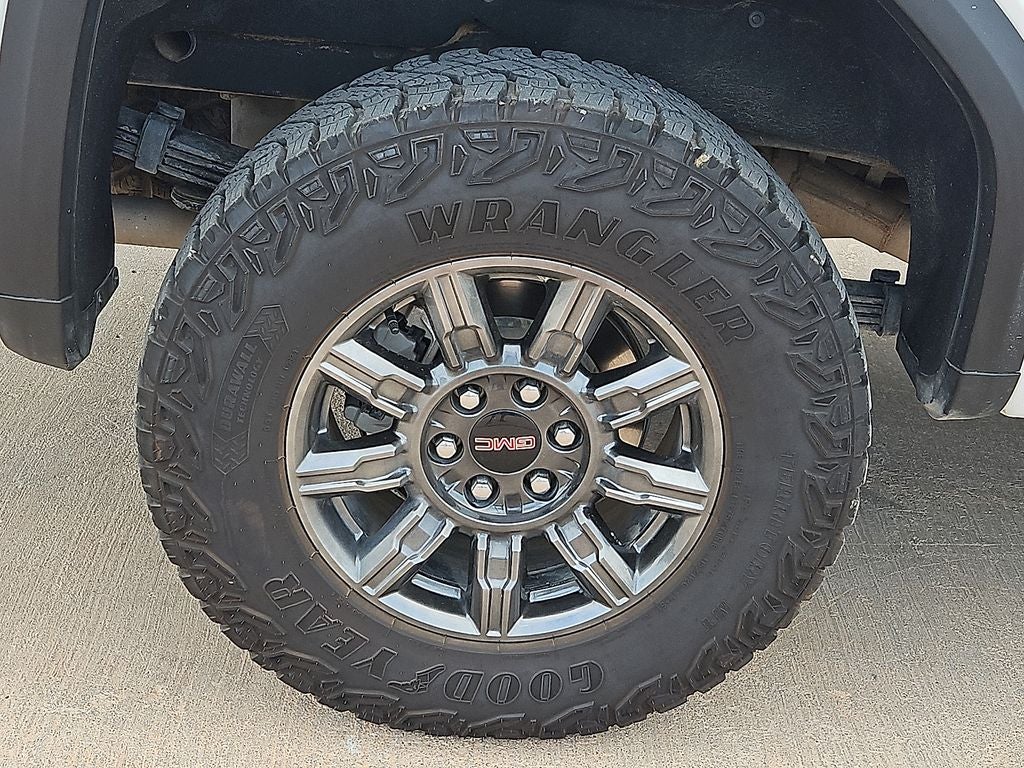 2025 GMC Sierra 1500 AT4X