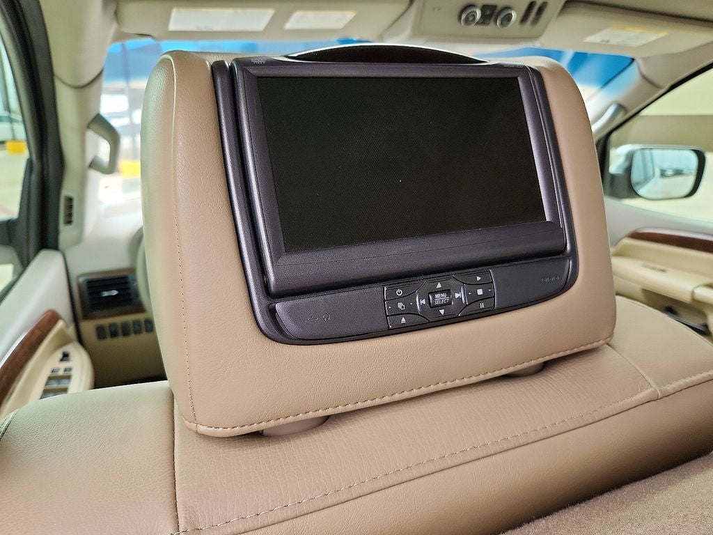 2014 Nissan Armada Platinum