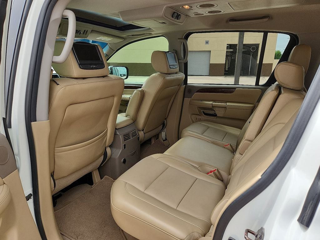 2014 Nissan Armada Platinum