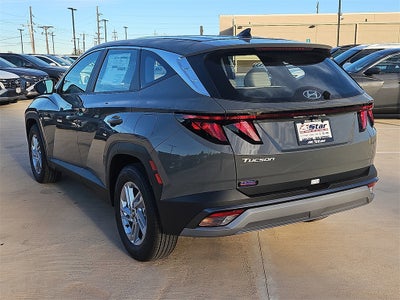 2026 Hyundai TUCSON SE FWD