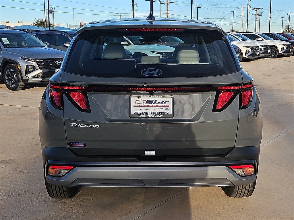 2026 Hyundai TUCSON SE FWD