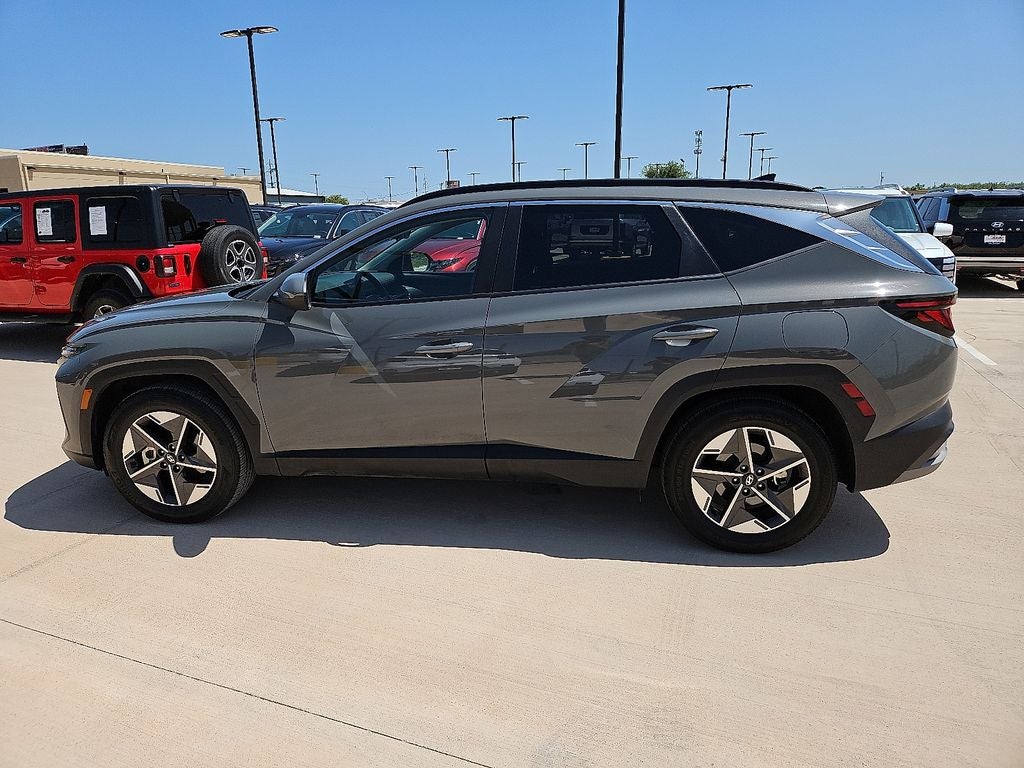 2025 Hyundai TUCSON SEL