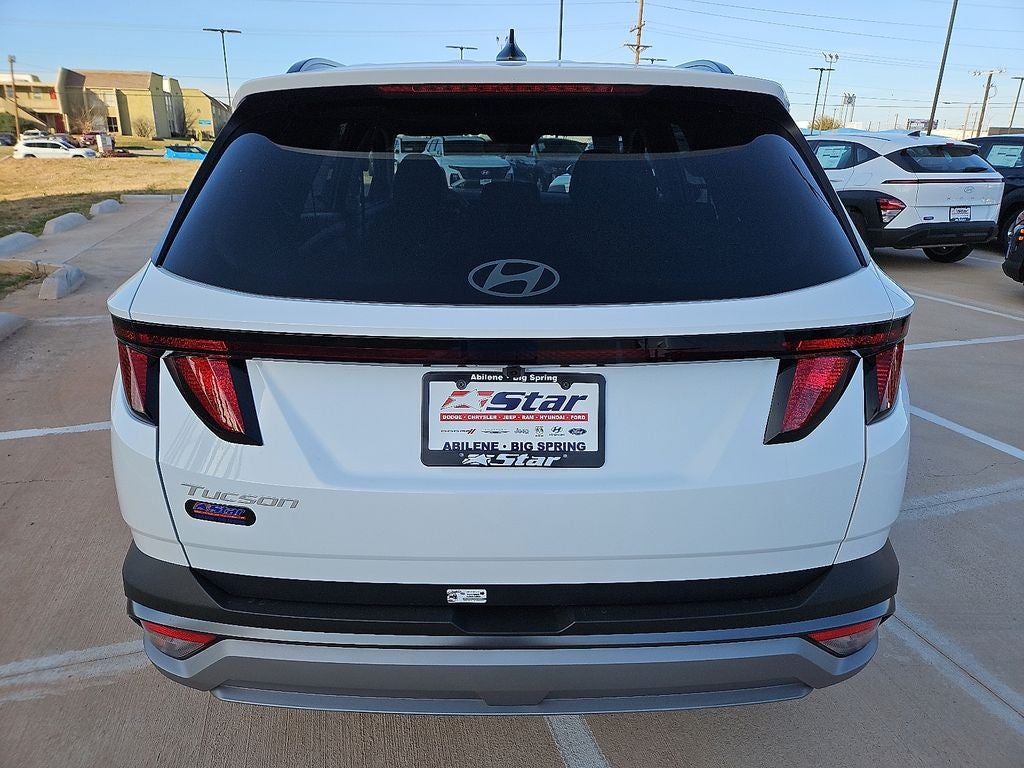 2026 Hyundai TUCSON SEL FWD