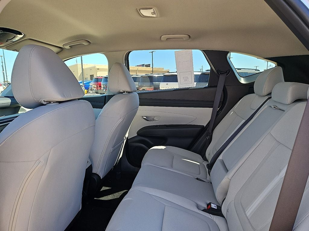 2026 Hyundai TUCSON SEL FWD