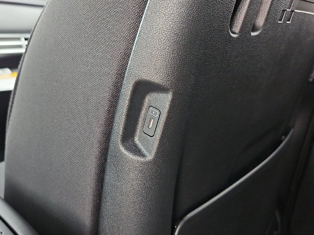 2027 Hyundai SANTA FE SE