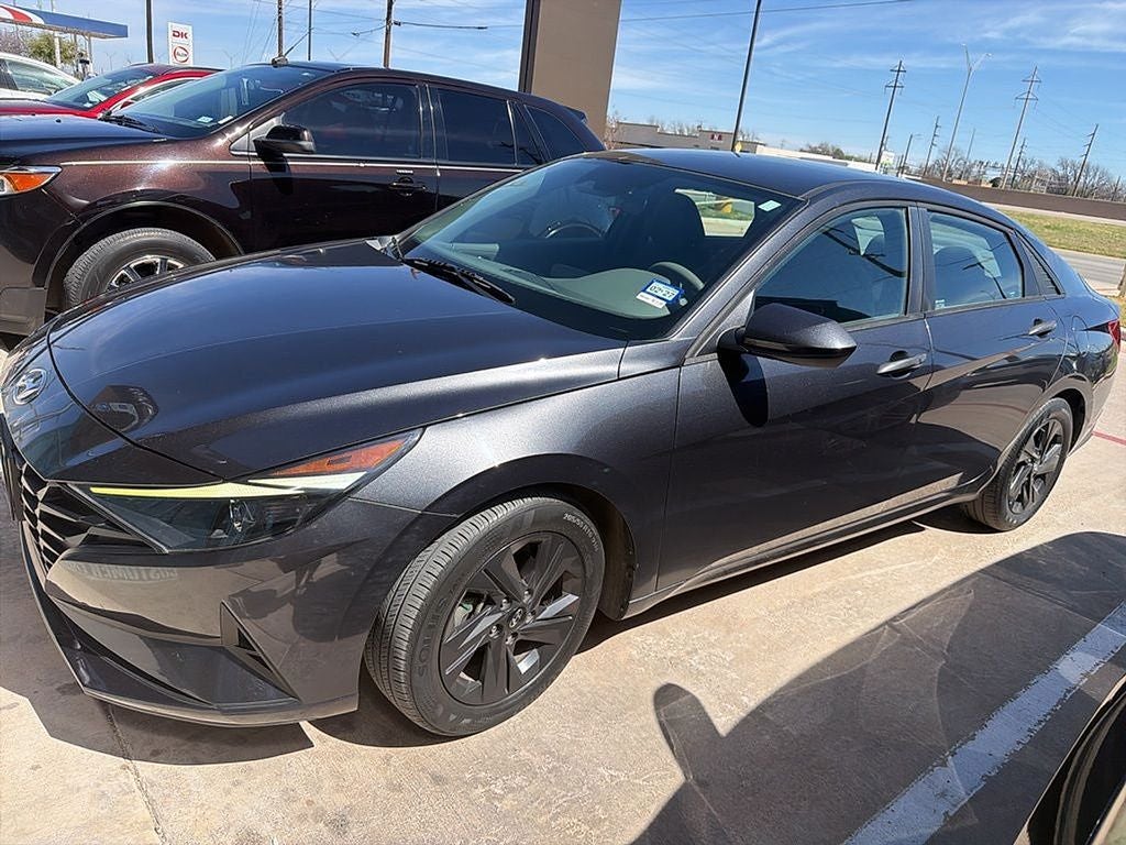 2021 Hyundai ELANTRA SEL