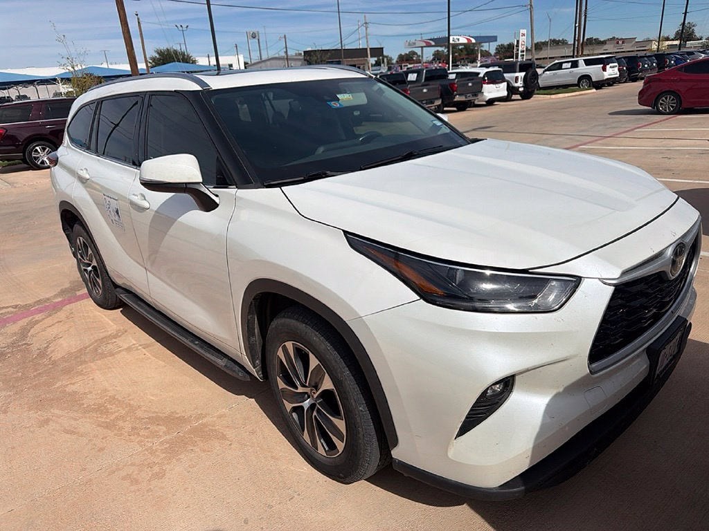 2021 Toyota Highlander XLE