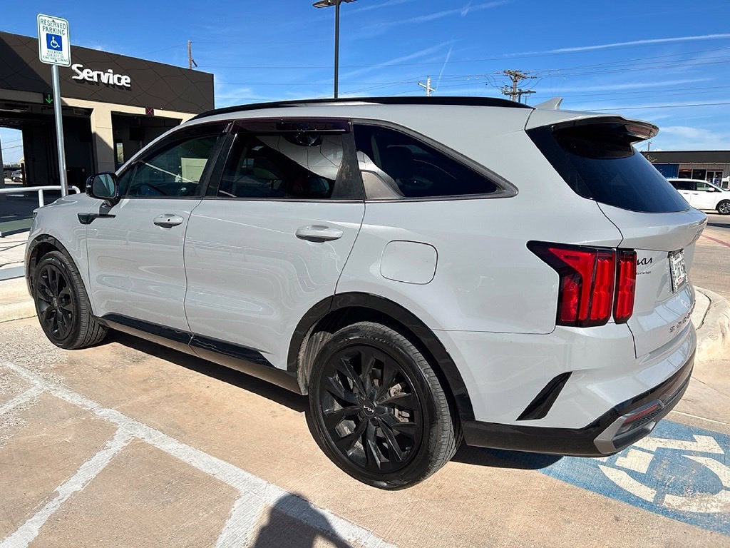 2022 Kia Sorento SX