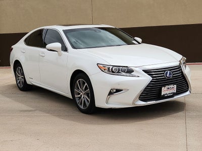 2018 Lexus ES 300h