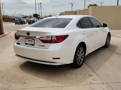 2018 Lexus ES 300h