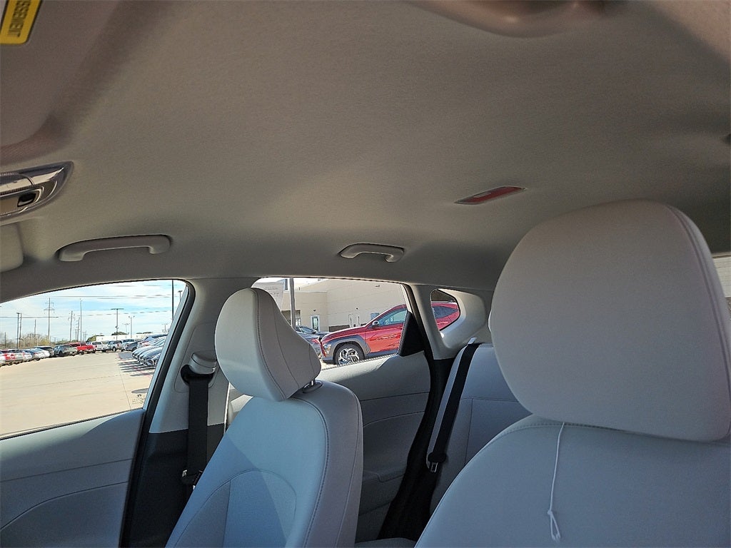 2026 Hyundai KONA SE FWD