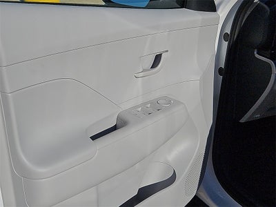 2026 Hyundai KONA SE FWD