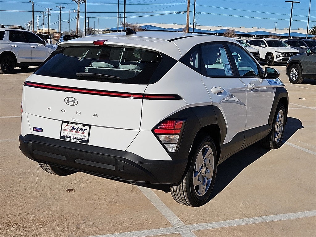 2026 Hyundai KONA SE FWD