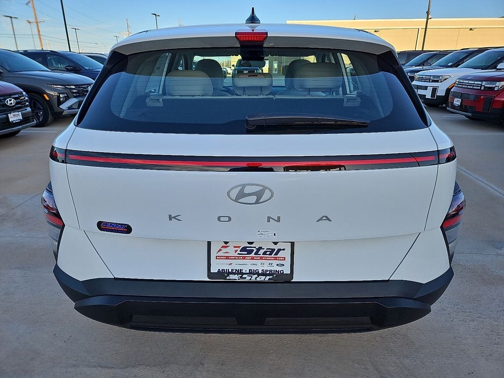 2026 Hyundai KONA SE FWD