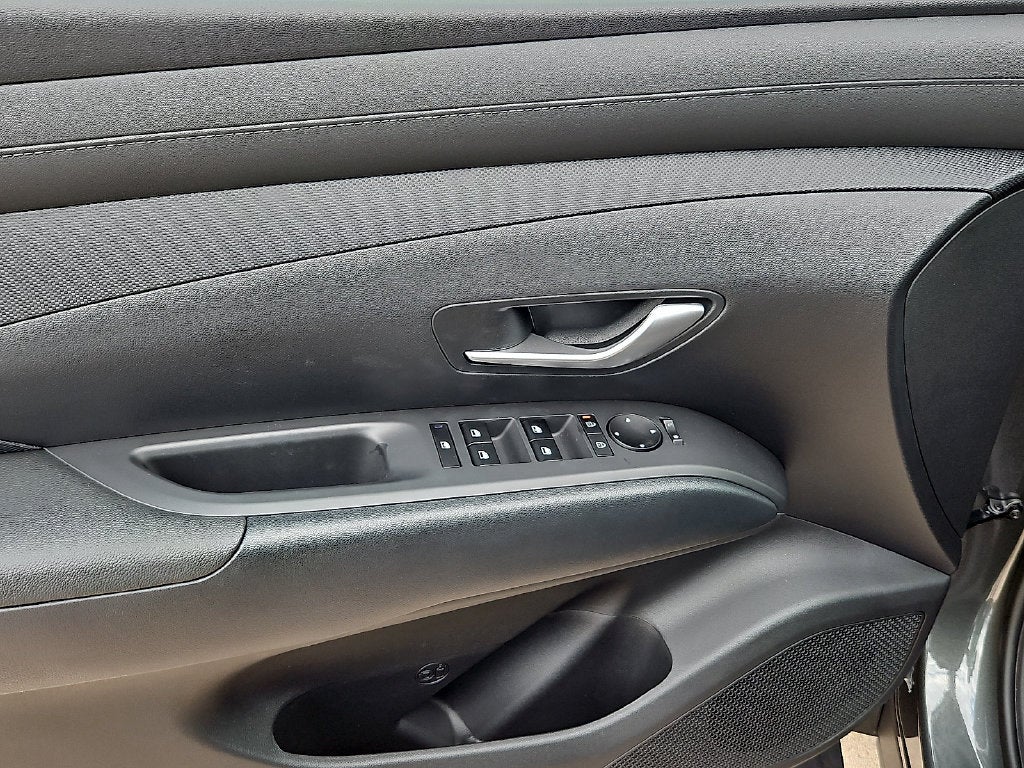 2026 Hyundai TUCSON HYBRID SE