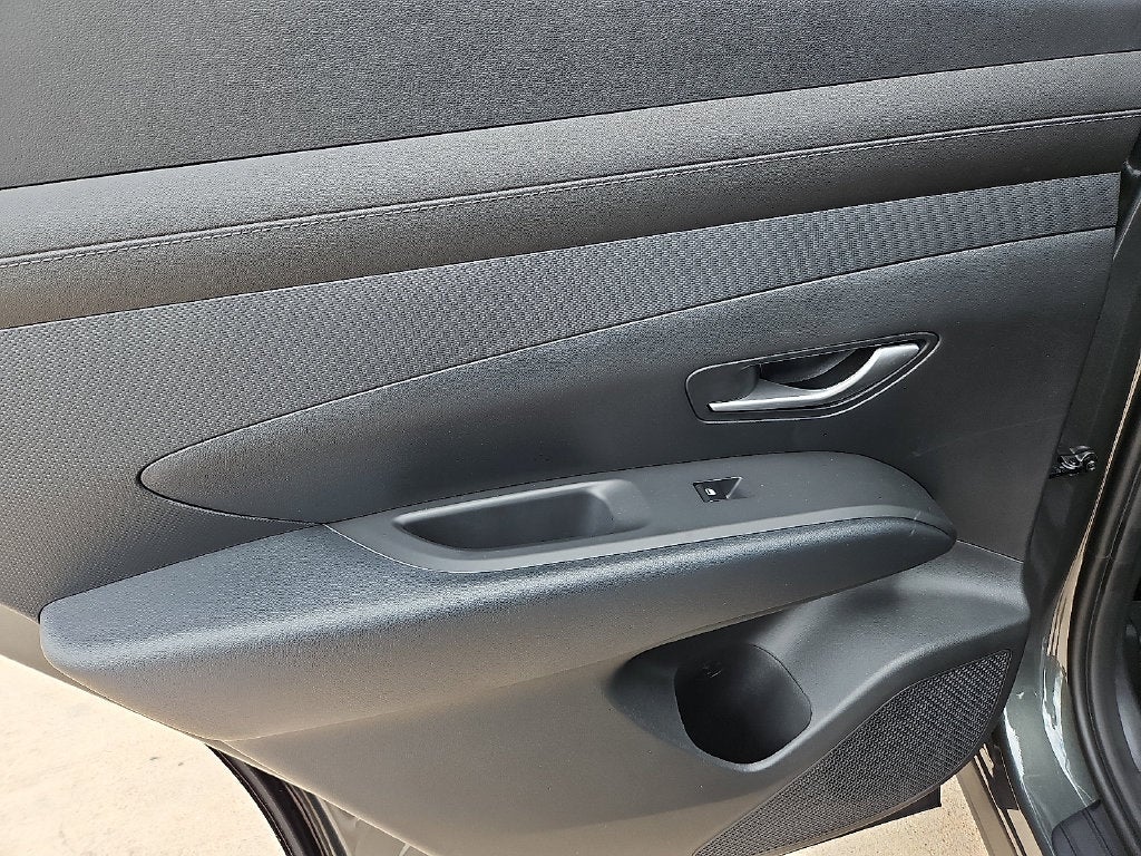 2026 Hyundai TUCSON HYBRID SE