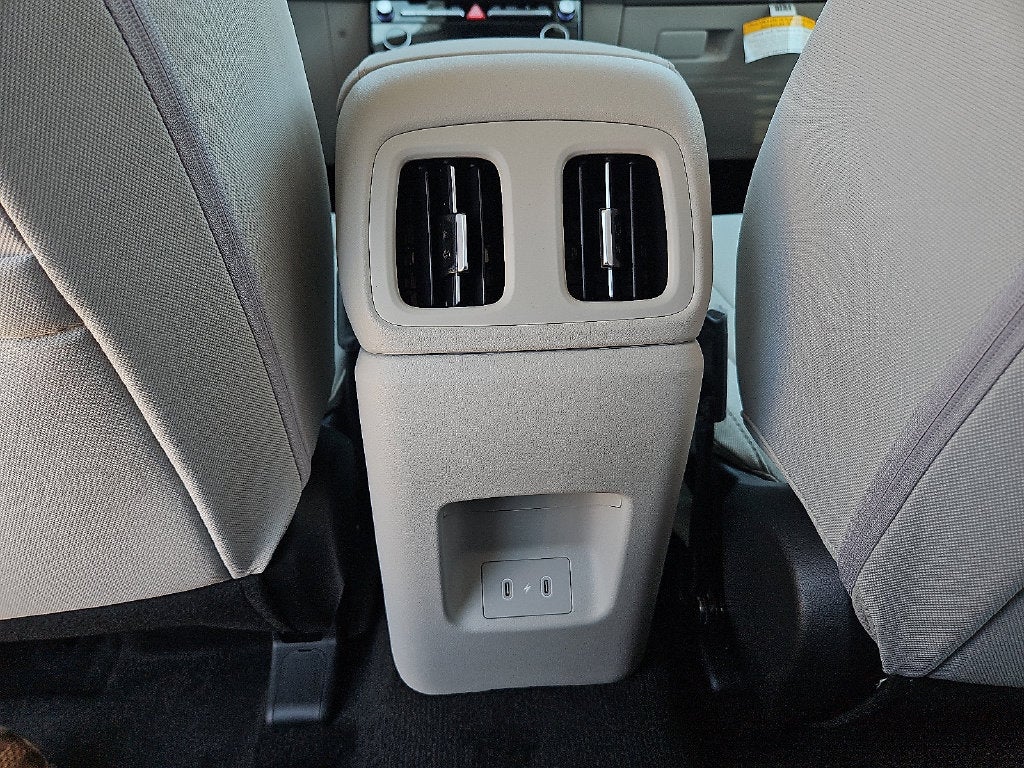 2026 Hyundai TUCSON HYBRID SE