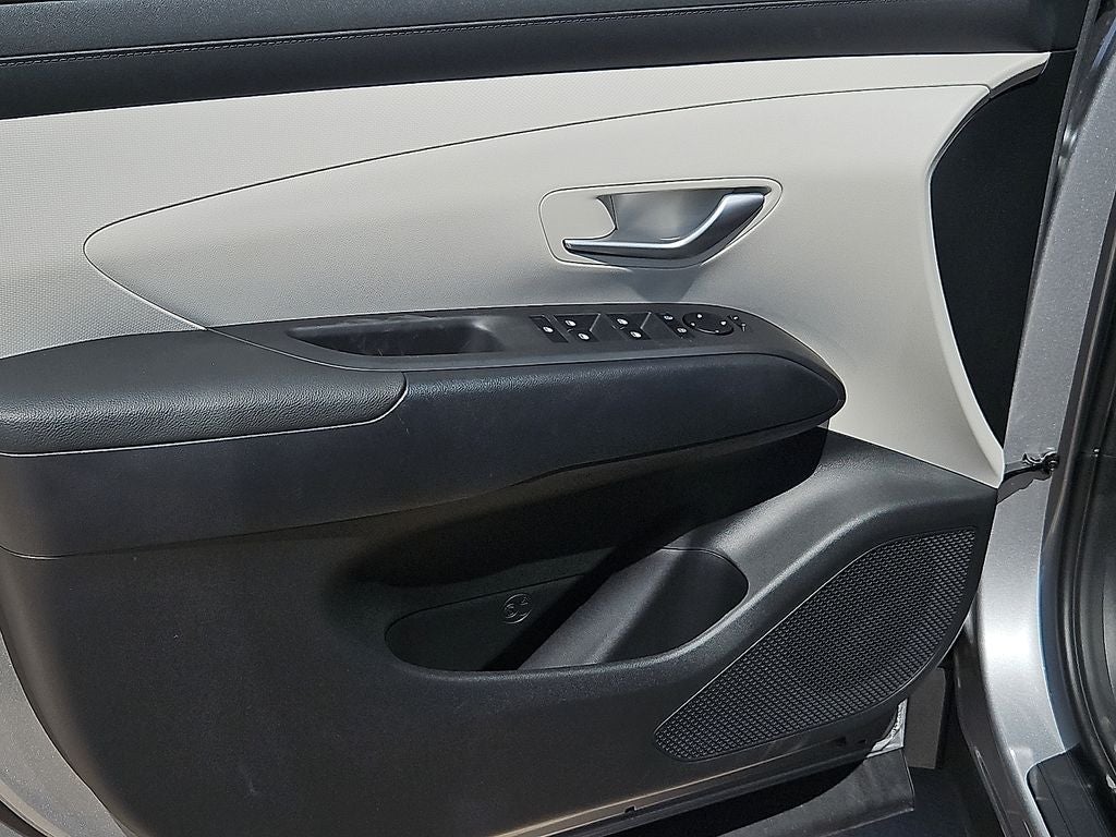2026 Hyundai TUCSON HYBRID SE