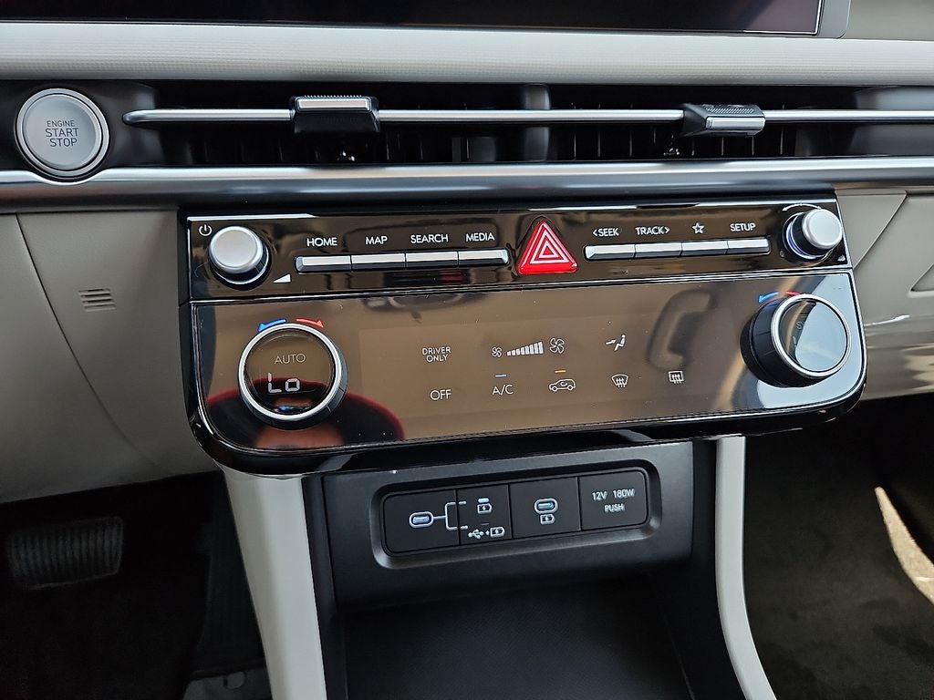 2026 Hyundai TUCSON HYBRID SE