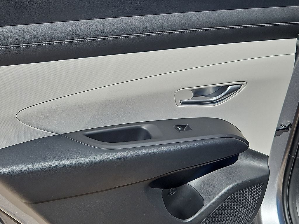 2026 Hyundai TUCSON HYBRID SE