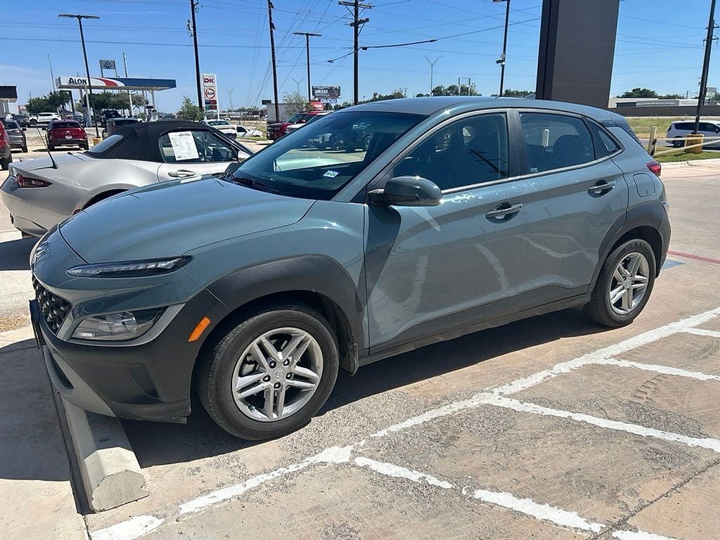 2022 Hyundai KONA SE