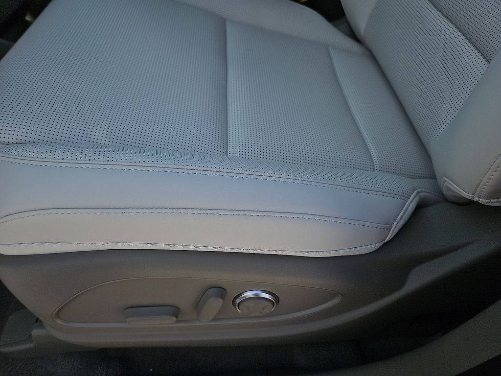 2027 Hyundai PALISADE HYBRID SEL Premium 7P