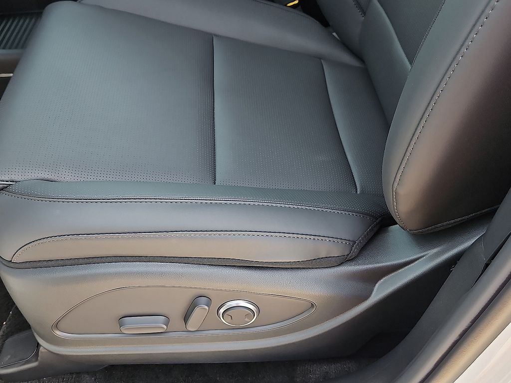 2026 Hyundai PALISADE HYBRID SEL 7 Passenger