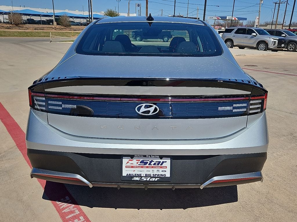 2026 Hyundai SONATA SE