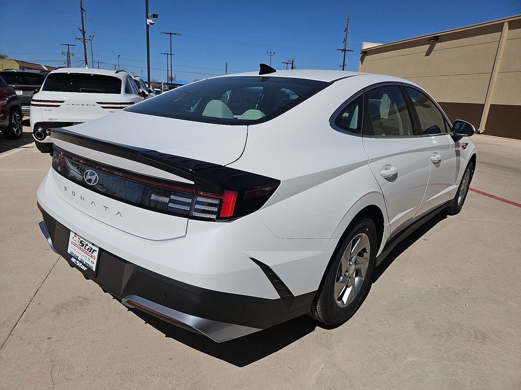 2026 Hyundai SONATA SE