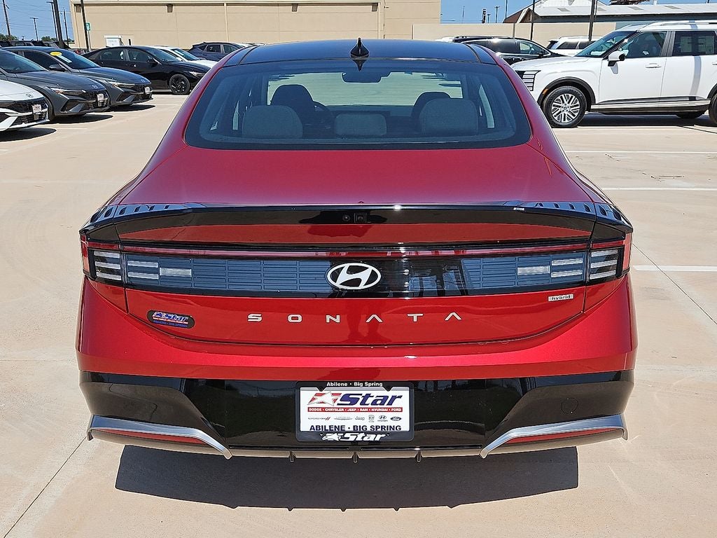 2026 Hyundai SONATA HYBRID SEL