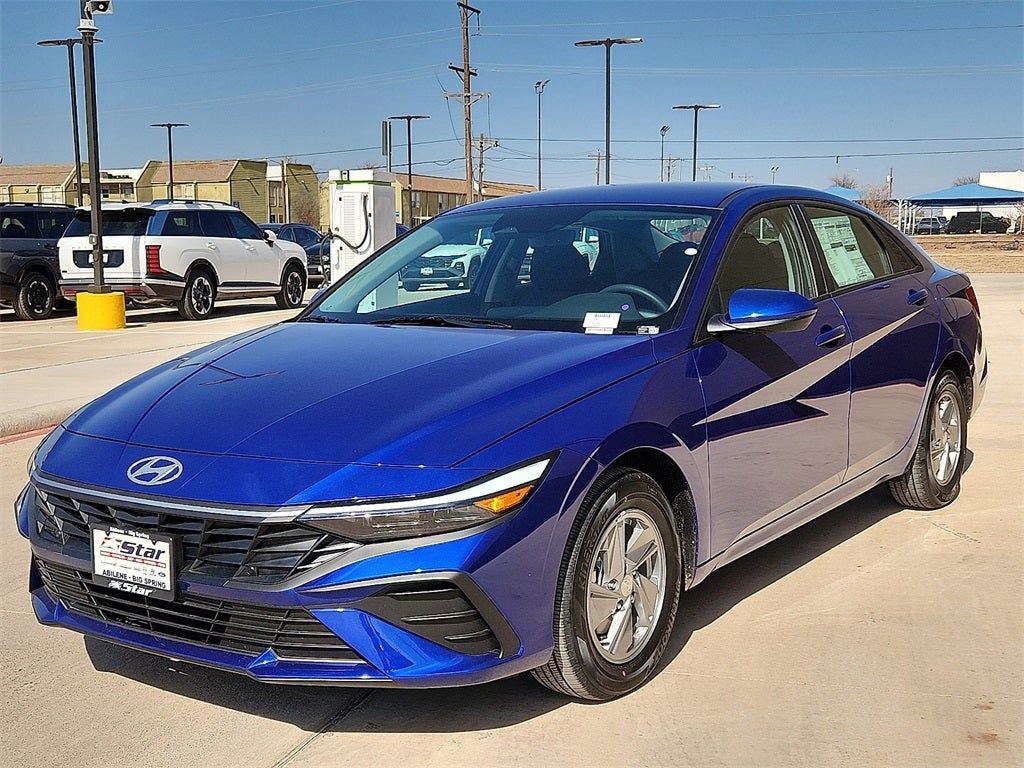 2026 Hyundai ELANTRA SE
