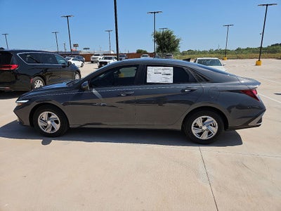 2026 Hyundai ELANTRA SE