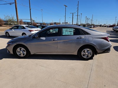 2026 Hyundai ELANTRA SE