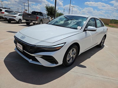 2026 Hyundai ELANTRA SE