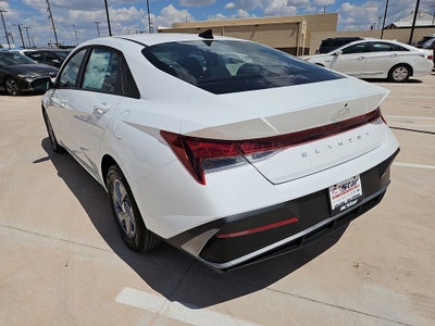 2026 Hyundai ELANTRA SE
