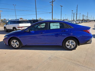 2026 Hyundai ELANTRA SE