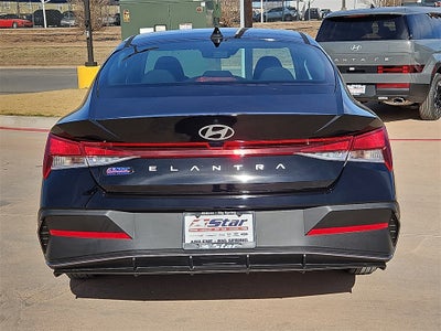 2026 Hyundai ELANTRA SE