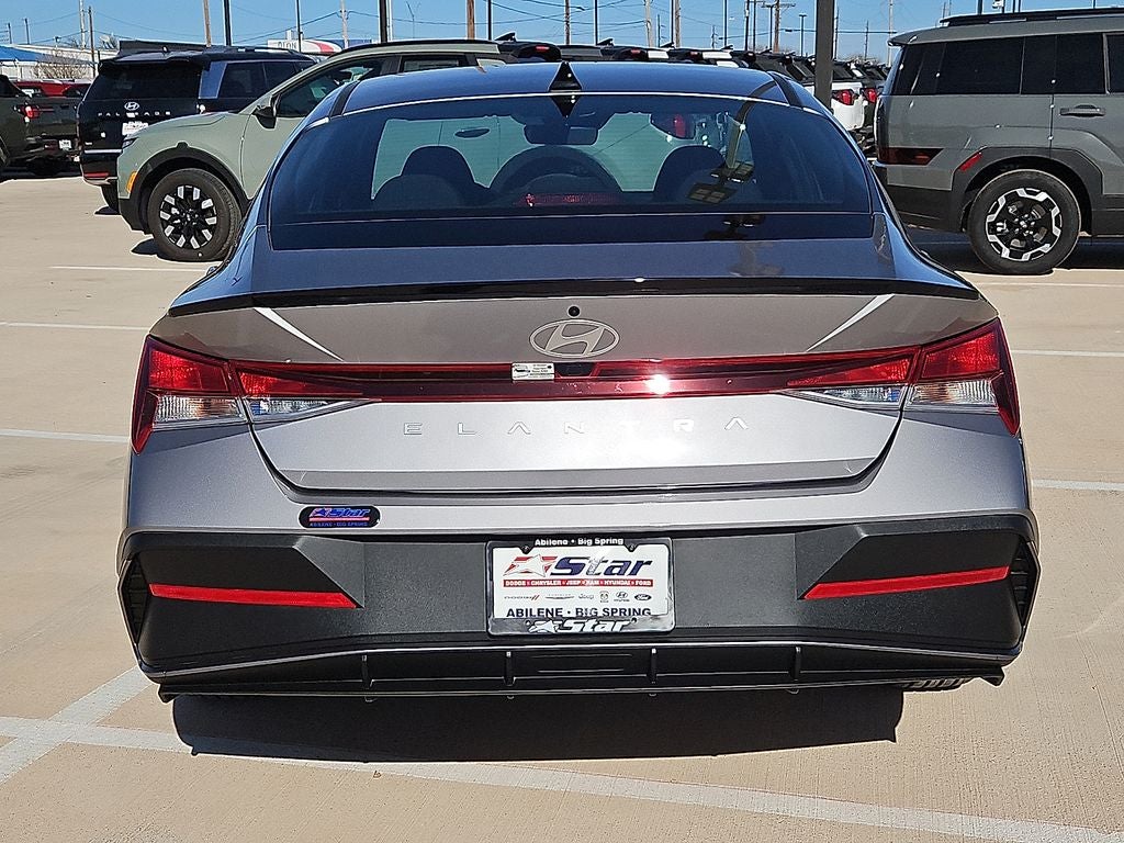 2025 Hyundai ELANTRA SEL Sport