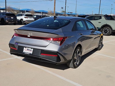 2025 Hyundai ELANTRA SEL Sport