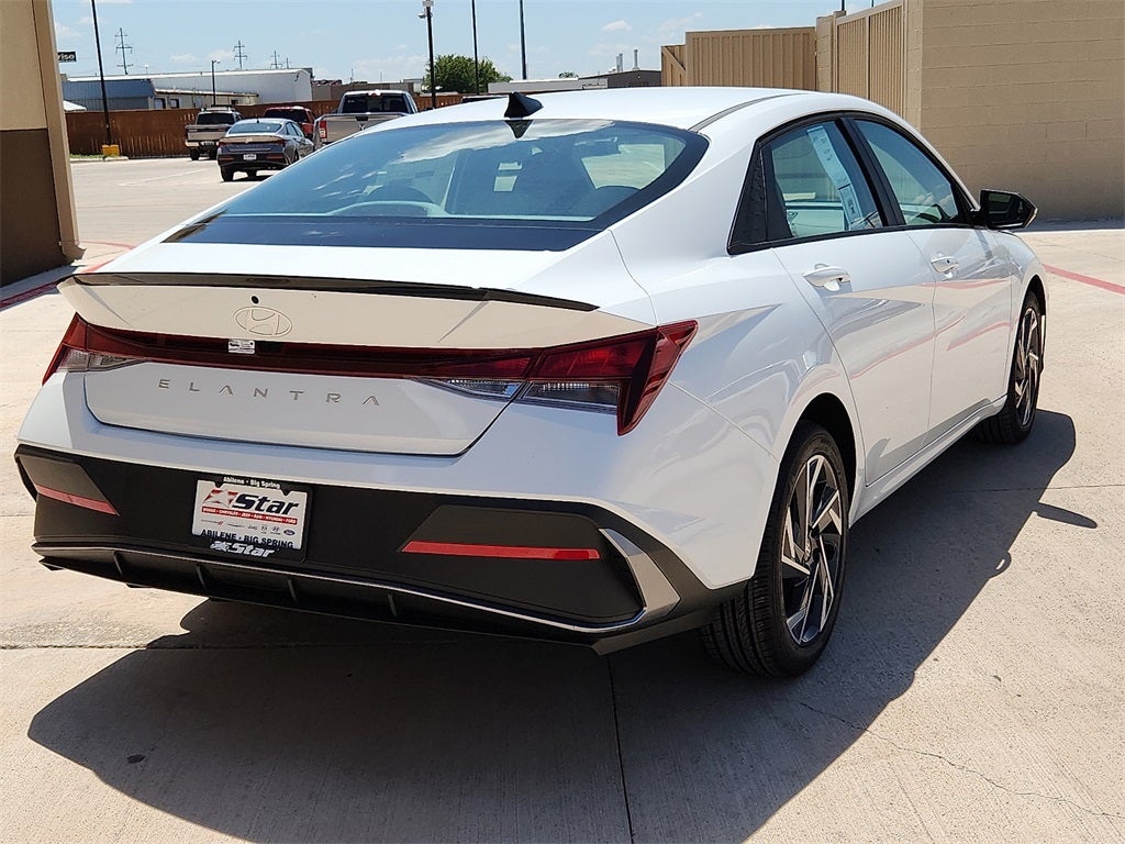2025 Hyundai ELANTRA SEL Sport